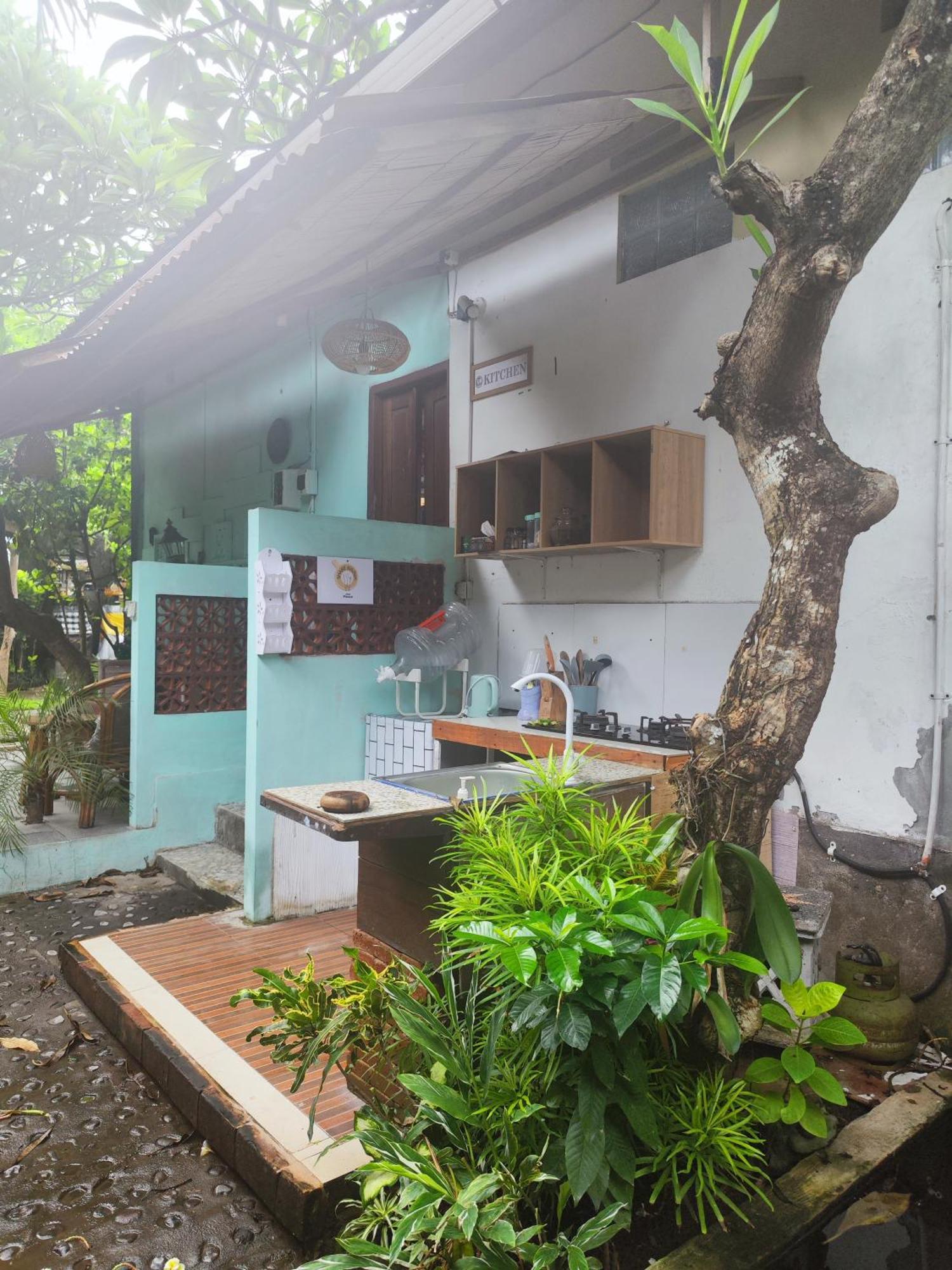 Dalum Homestay Amed  Exterior photo